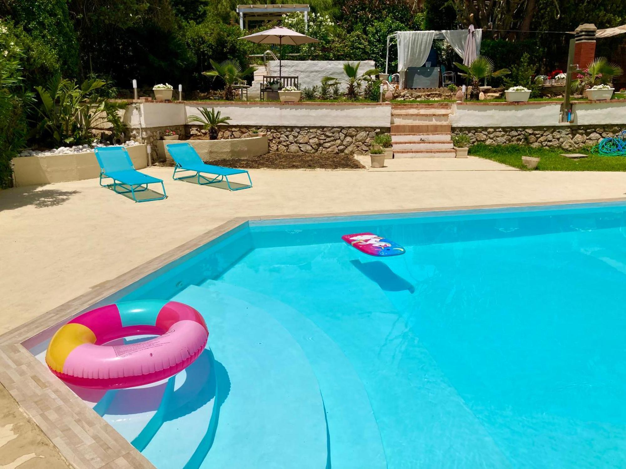 Villa Flore - Penthouse - Apartment In Villa كاستلداتشا المظهر الخارجي الصورة