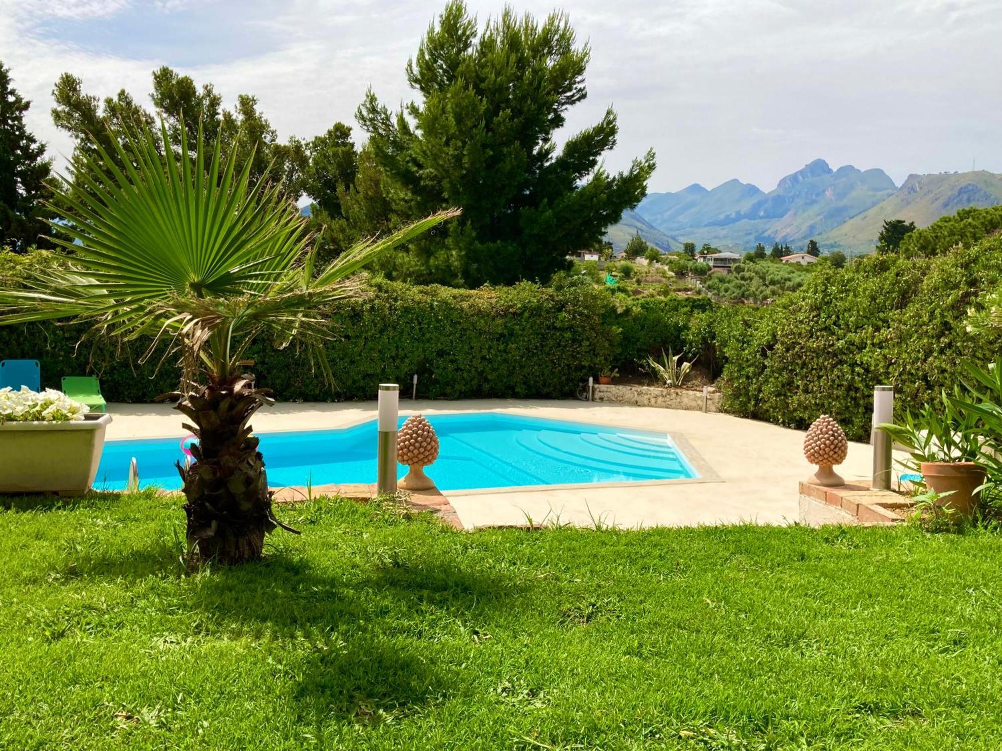 Villa Flore - Penthouse - Apartment In Villa كاستلداتشا المظهر الخارجي الصورة